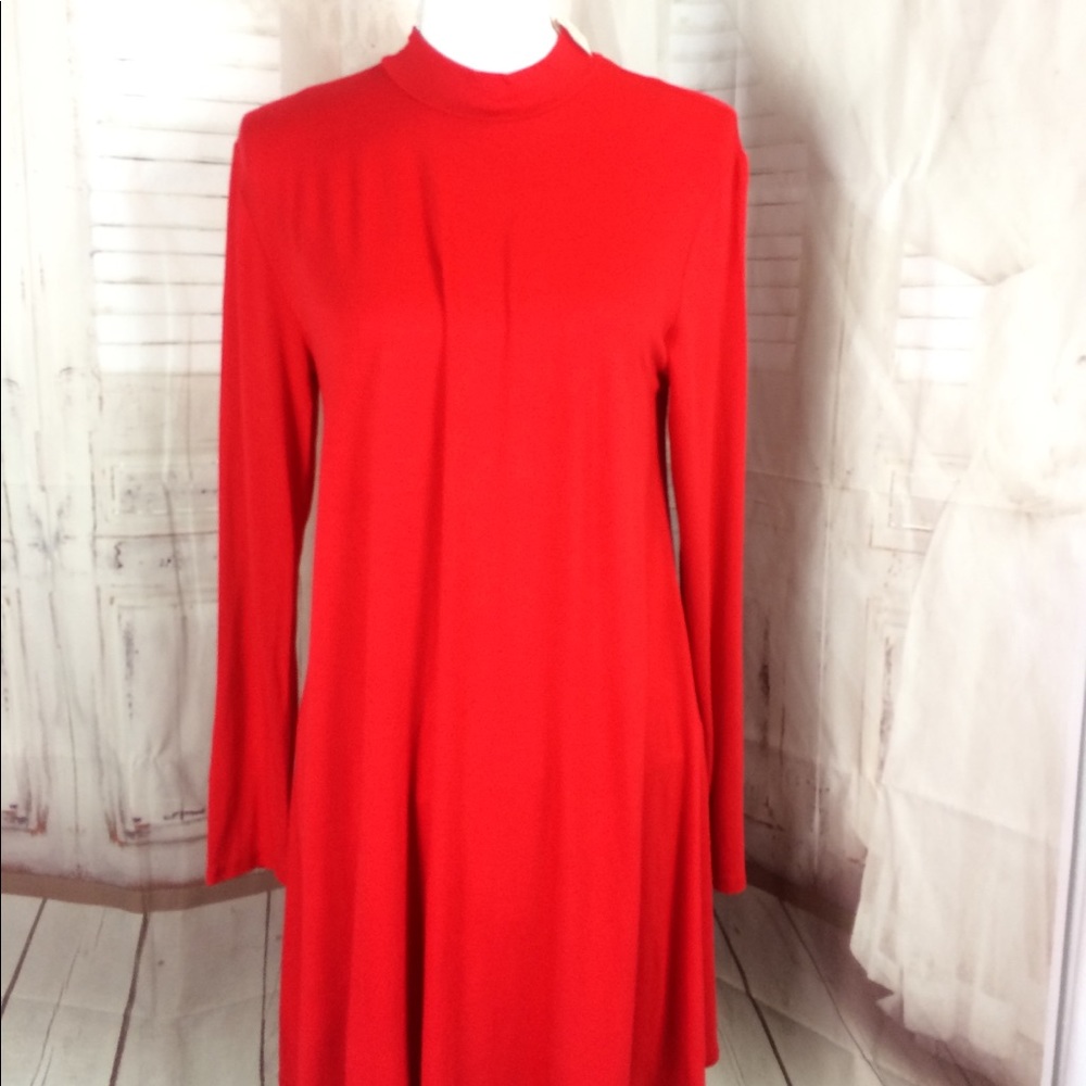 RED SWING DRESS / LONG SHIRT WITH POCKETS